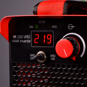 Инвертор сварочный FUBAG IR 220 VRD в Тамбове фото