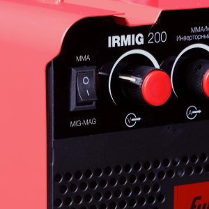 Сварочный полуавтомат FUBAG IRMIG 200 с горелкой 250 А в комплекте в Тамбове фото